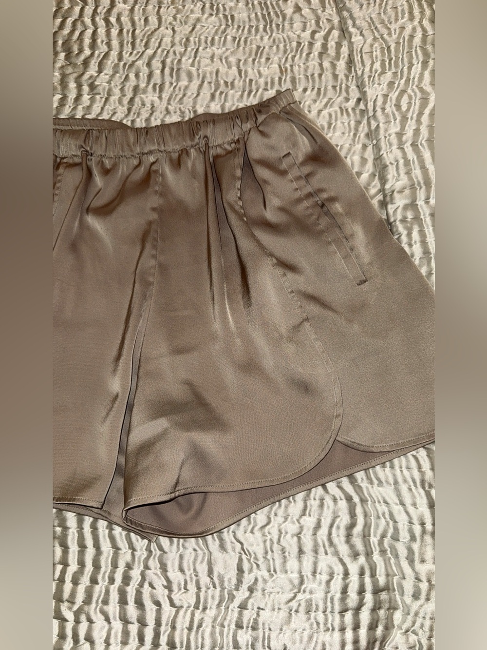 Like New NAP Loungewear Loose Smock Silky Pocket Short Size: Small - Picture 4 of 9